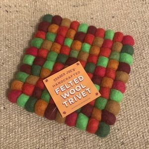 🆕 Trader Joe’s Handcrafted Felted Wool Trivet